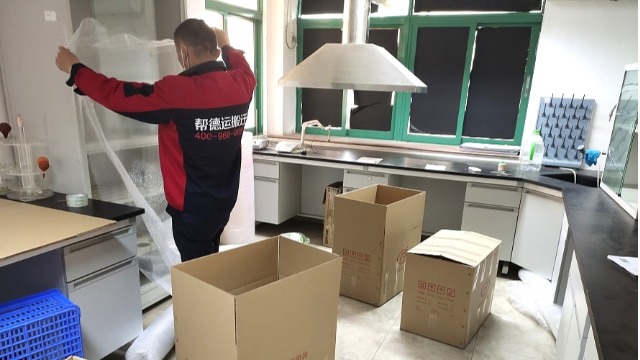 凌海市實(shí)驗(yàn)室設(shè)備搬遷助力城市河道整治修復(fù)工程