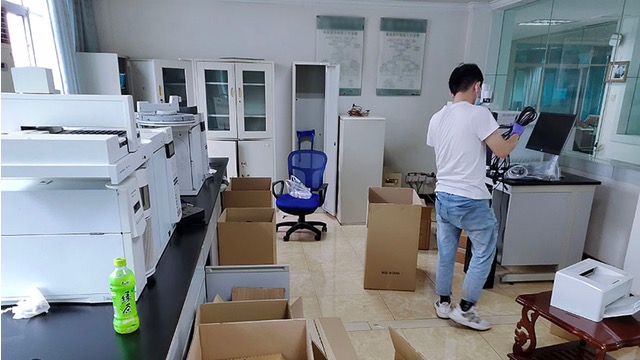 燈塔市實(shí)驗(yàn)室設(shè)備搬遷助力淡水魚養(yǎng)殖產(chǎn)業(yè)發(fā)展