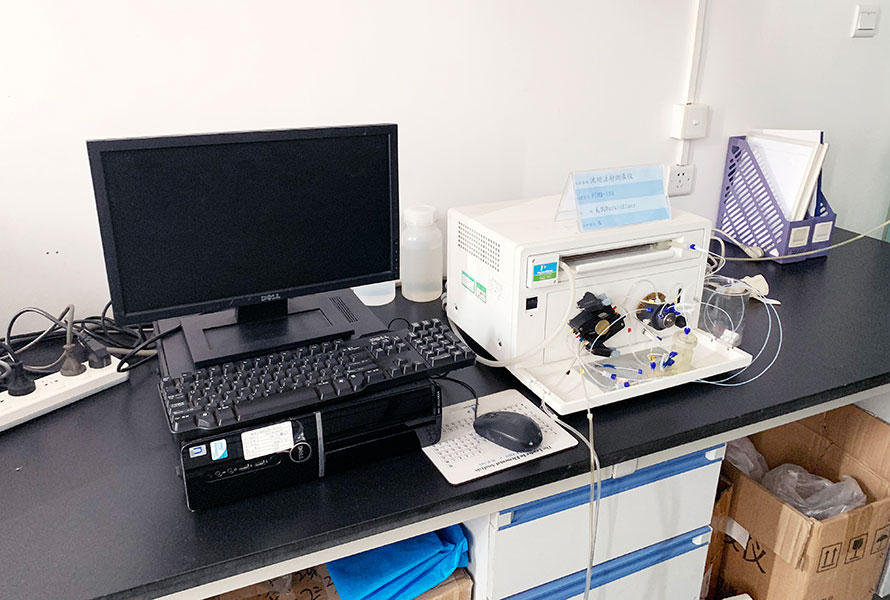 實(shí)驗(yàn)室多功能聲級(jí)計(jì)設(shè)備搬運(yùn)