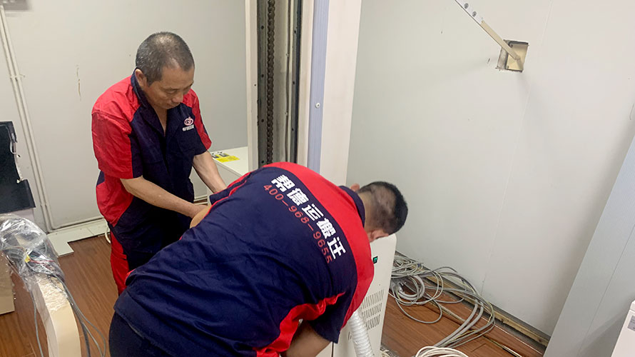 搬醫(yī)院設(shè)備