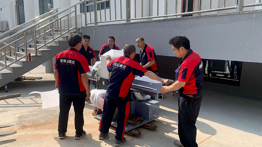 大型實(shí)驗(yàn)儀器搬運(yùn)價格